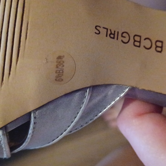 🌺BCBGirls Silver Strappy Heels - Picture 5 of 14